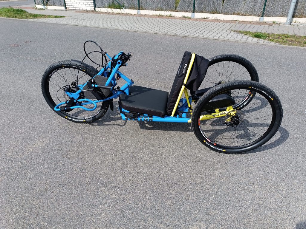 Elektrický handbike pro aktivního vozíčkáře Rudu